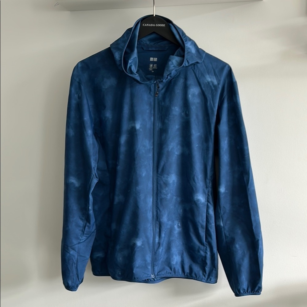 Uniqlo Blue UV protection Lightweight Shirt Jacket with excellent condition